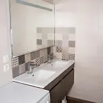 Esprit Petite Maison - Proche Centre - Confort & Calme *