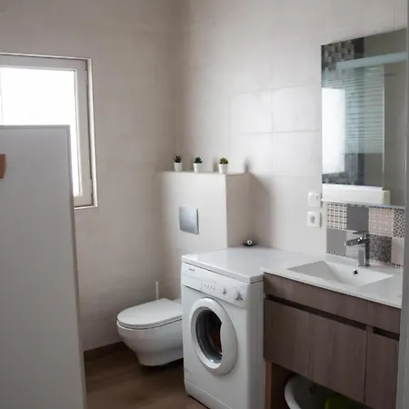 Appartement Esprit Petite Maison - Proche Centre - Confort & Calme *